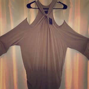 NWT : Ashley Stewart off the shoulder top